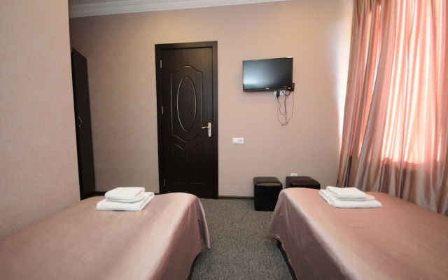 Отель 7 Rooms