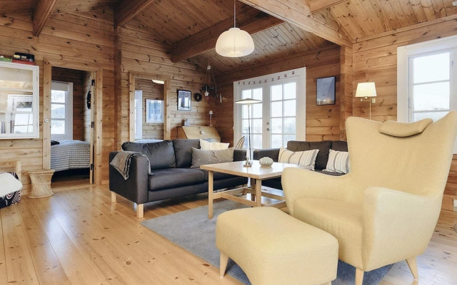 6 Person Holiday Home in Albaek