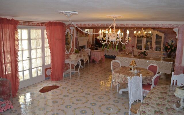 BB La Maison Boutique