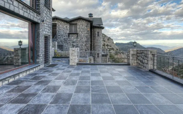 Volhon Mansions of Parnassos