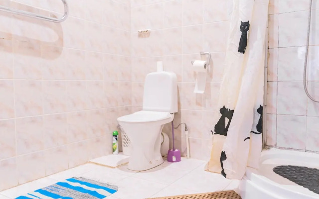 Cozy Place at the Admiralty