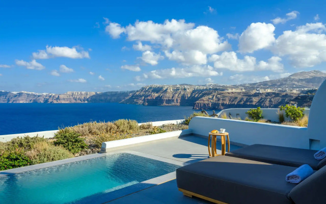 Neptune Luxury Spa Suites