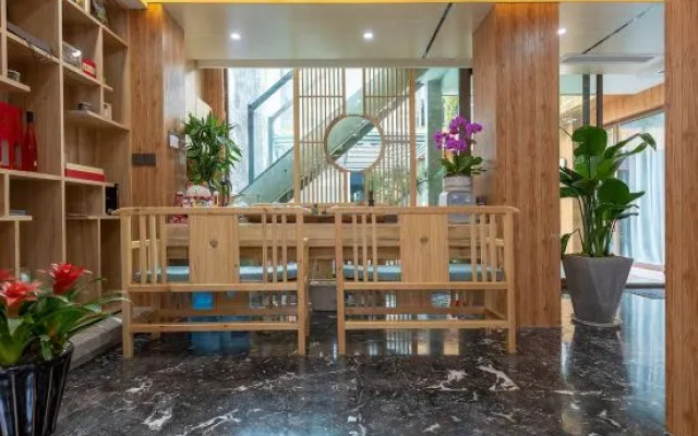 Xianyue Pavilion·Designer’s Snow Mountain Panoramic Secret Garden Beauty Stay