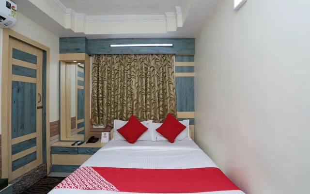 OYO 26143 Hotel Abedin