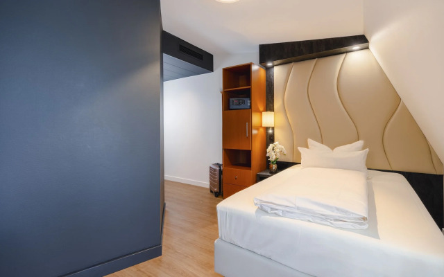 PLAZA INN Köln Pulheim