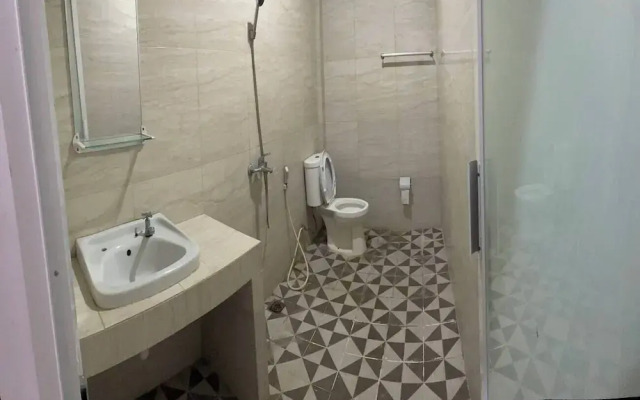 99 Guest House
