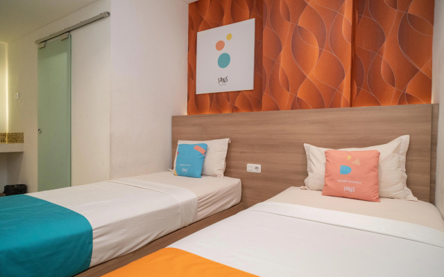 Sans Hotel Kupang Indah Surabaya