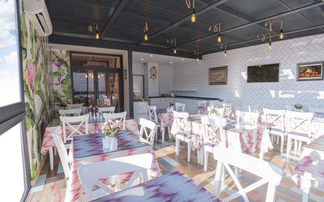Miran Hotel