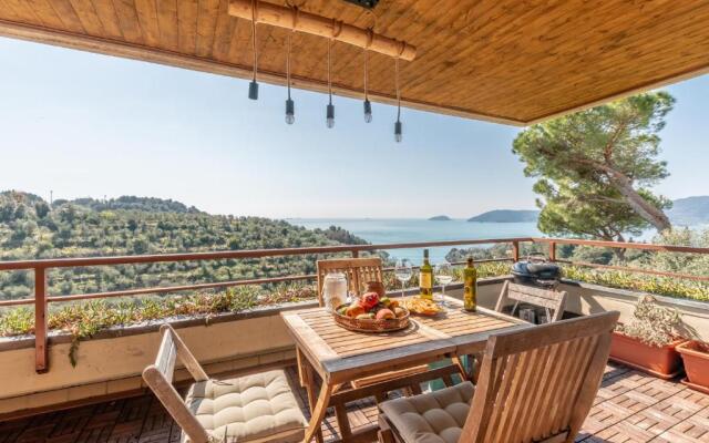 Oltre House