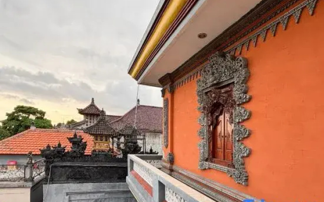 Urbanview Noja Guest House near Living World Denpasar