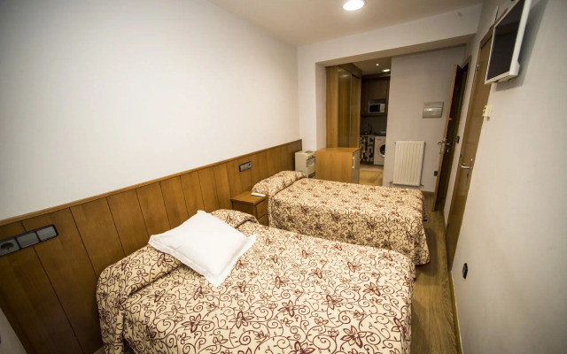 Hostal Caballeros