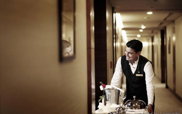 Crowne Plaza Hotel Gurgaon by IHG