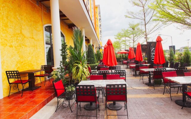 Venetian Signature Condo Resort Pattaya By Whispering