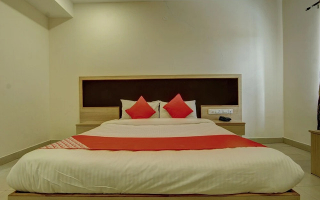 OYO 26739 Arasu Regency