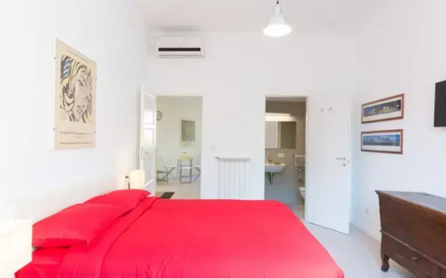 Aurora Holiday House