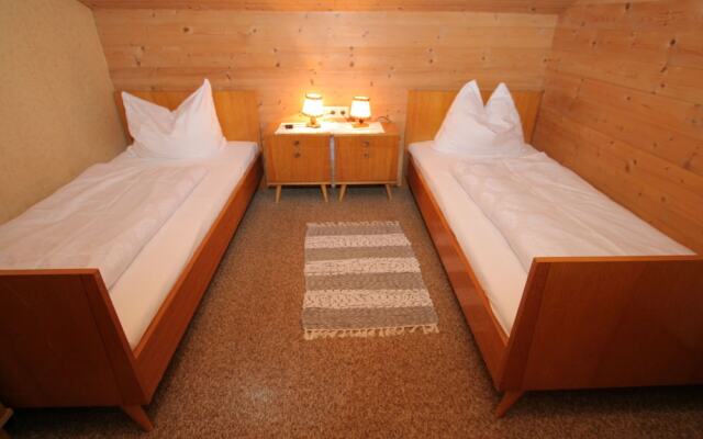 Cozy Apartment in Reith Im Alpbachtal with Balcony