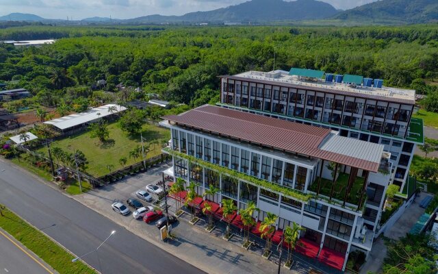 Tour De Phuket Hotel