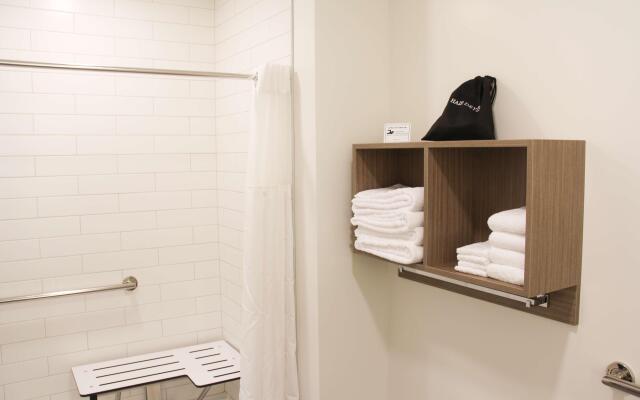 Best Western Plus Winkler