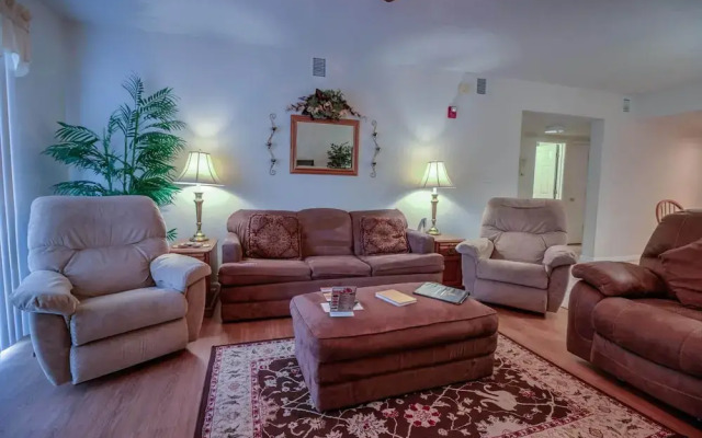 Whispering Pines 611