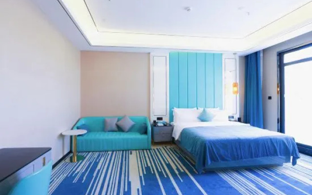 Xana Hotelle Hotel (Zhengzhou Yijia Jiaju Wangzhai Subway Station)