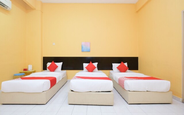 De Lodge Hotel by OYO Rooms