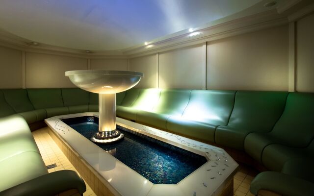 Sparkling Hill Resort and Spa - Adults-Only Resort