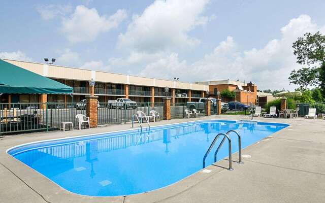 Quality Inn Lewisburg