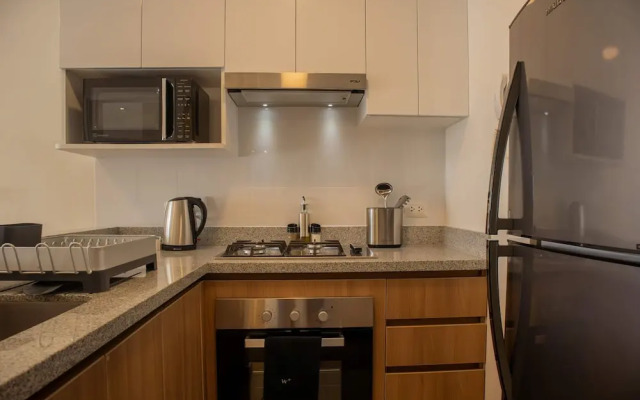 w Elegant 1BR Retreat in the Heart of San Isidro