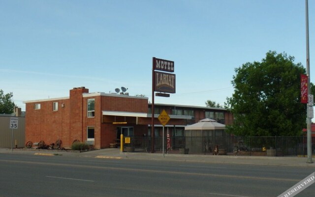 Lariat Motel