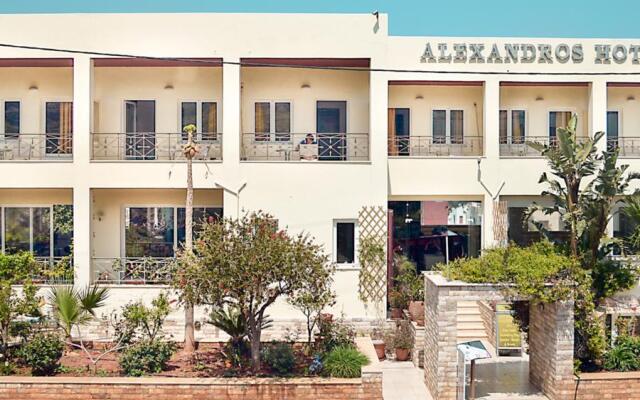 Alexandros Hotel