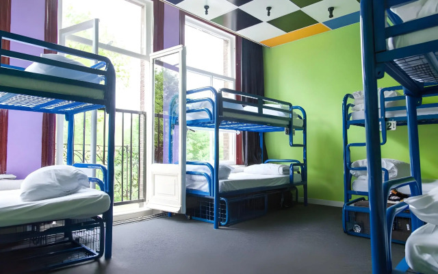 The Flying Pig Uptown Hostel