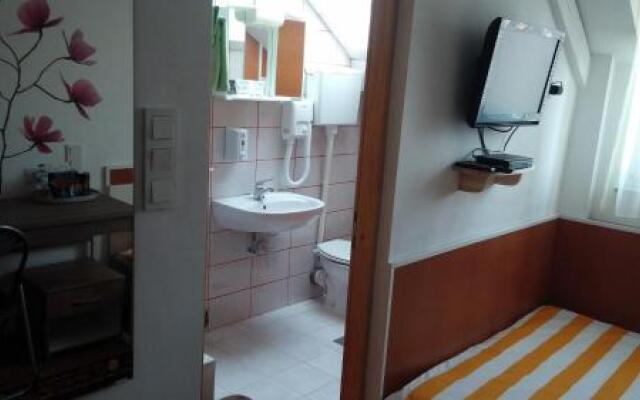 Rooms DU-NA