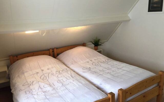 Quaint Holiday Home in Domburg with Terrace