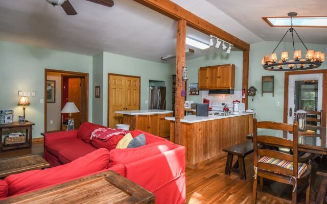 Golden Retreat 3 Bedroom House