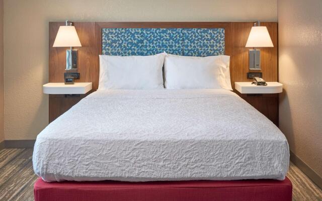 Hampton Inn by Hilton Harrisburg West