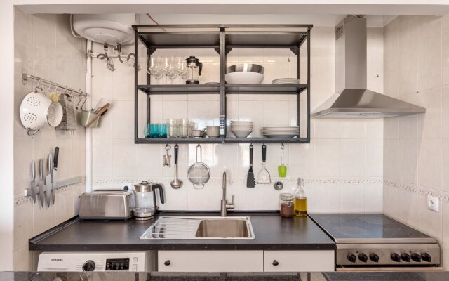 Altido Superb Flat W/Ocean View
