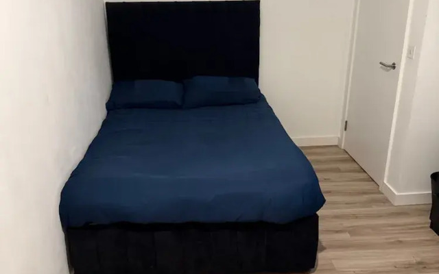 Cozy 1 bed Apartmrnt Luton Airport