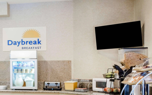 SureStay Plus Hotel by Best Western Portland East