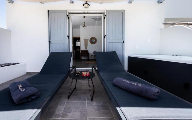 Milos Swell Suites I