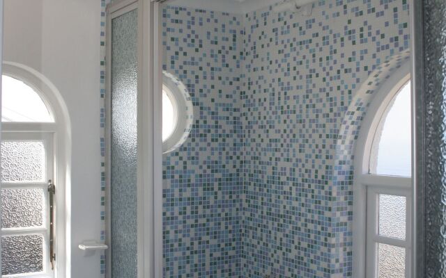 Blue On Blue Bed and Breakfast