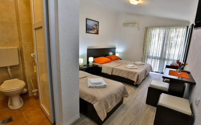 Hotel ADRIANA
