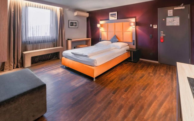 Hotel Cult