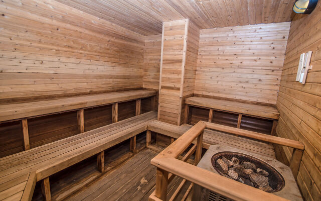 Moxy Banff