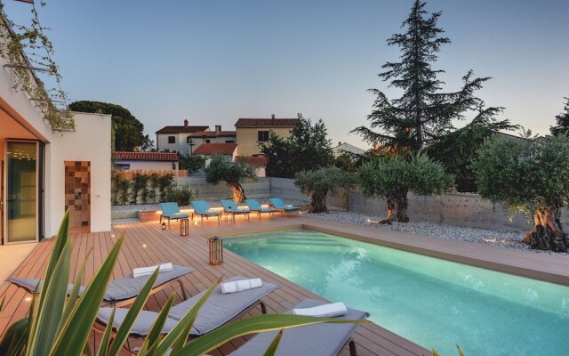 Modern Villa With sea View and Private Pool