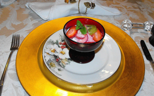 The Queen, A Victorian Bed & Breakfast