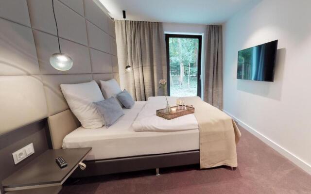 White Pearl Apartment 0.07