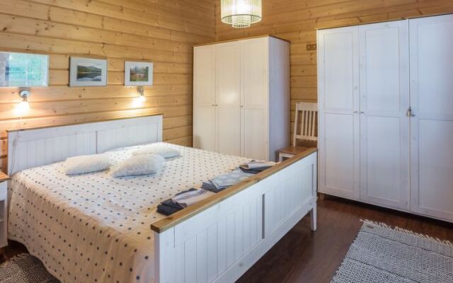 Holiday Home Tuulenpuuska