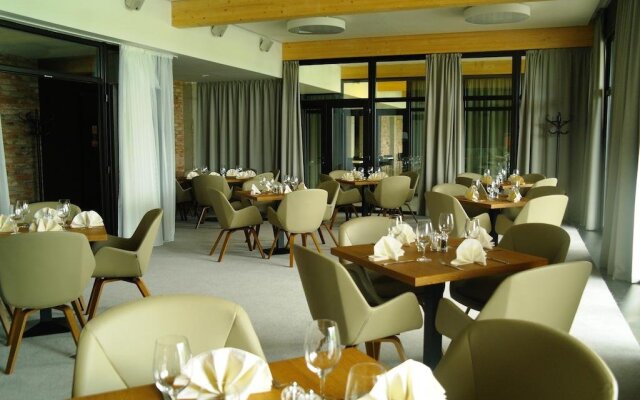 Hotel Sand Martin