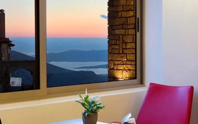 Nidimos Hotel