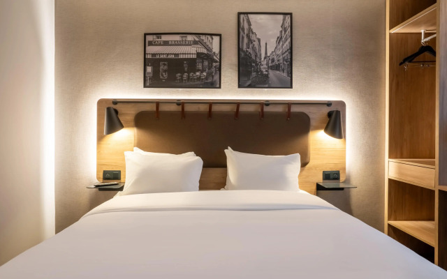 Campanile Paris Ouest - Pont de Suresnes